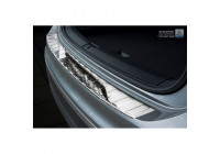 Protection de seuil arrière en acier inoxydable chromé Volkswagen Tiguan II avec Allspace 2016- 'Ribs'