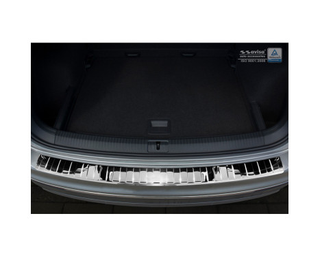 Protection de seuil arrière en acier inoxydable chromé Volkswagen Tiguan II avec Allspace 2016- 'Ribs', Image 3