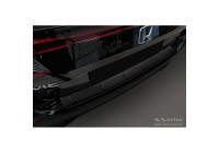 Protection de seuil de coffre en inox noir mat adaptable sur Honda Civic XI HB 2022- 'Ribs'