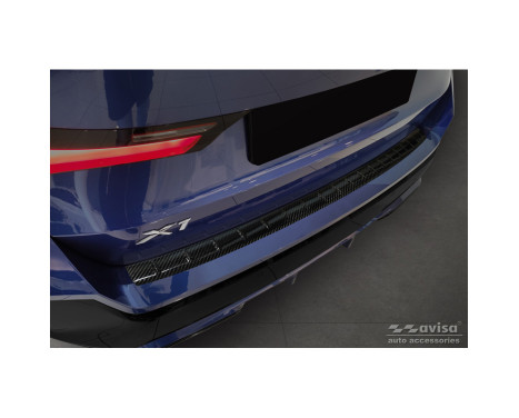 Véritable protection de pare-chocs arrière en carbone 3D pour BMW X1 avec pack M (U11) 2022- 'Ribs', Image 2
