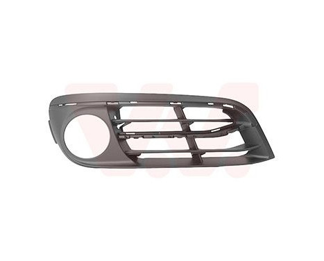 GRILLE D'AÉRATION EN DESSOUS À DROITE.