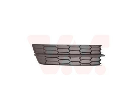 GRILLE D'AÉRATION EN DESSOUS DE LA DROITE.