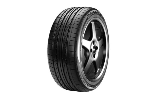 Bridgestone D-sport (dot2017) 215/65 R16 98H