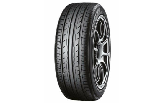 Yokohama Bluearth es32 165/70 R14 81T