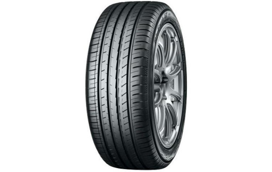 Yokohama Bluearth-gt ae51 255/45 R18 99W