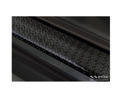 Aluminum Door Sill Moldings 'Riffled Plate' suitable for Toyota Aygo X 2022- - 4-piece - Black, Image 3