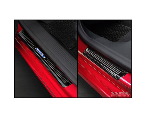 Black glossy stainless steel Door sills suitable for Opel Astra (L) Hatchback 2021- 'Hybrid' - 4-piece, Image 5