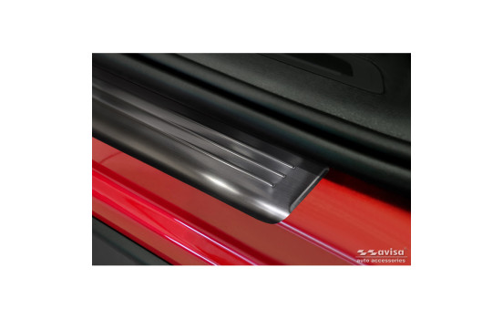 Black stainless steel door sill moldings suitable for Volkswagen Tiguan II 2016-2020 & FL 2020- incl. Allspace 2017-, Image 3