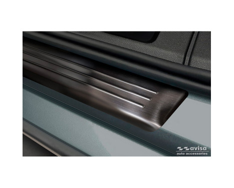 Black stainless steel door sill moldings suitable for Volvo S60 III & V60 II 2018- - 'Lines' - 4-piece, Image 3