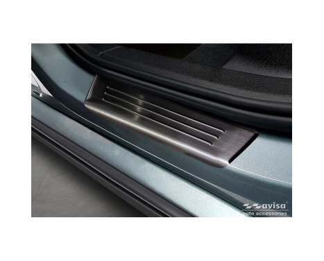 Black stainless steel door sill moldings suitable for Volvo S60 III & V60 II 2018- - 'Lines' - 4-piece, Image 4