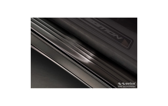 Black stainless steel door sills suitable for Ford Mustang Mach-E 2020 - 'Lines' - 4-piece, Image 3