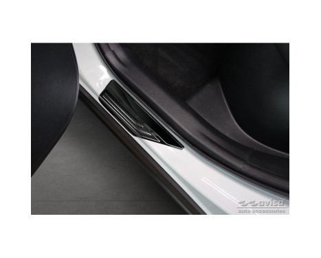 Black stainless steel door sills suitable for Lexus NX II 2021 - 'Lines' - 4-piece, Image 4