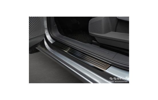 Black stainless steel door sills suitable for Volkswagen Caddy V 2020 - 2-piece, Image 2