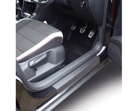 RGM Door sills suitable for Volkswagen T-Roc 2017- - set Ã 2 pieces