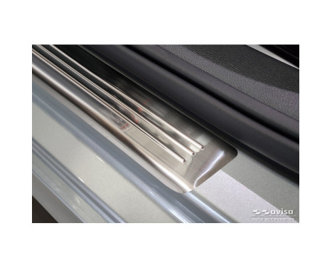 Stainless steel door sill moldings suitable for Skoda Fabia IV Hatchback 2021- 'Lines' - 4-piece, Image 3