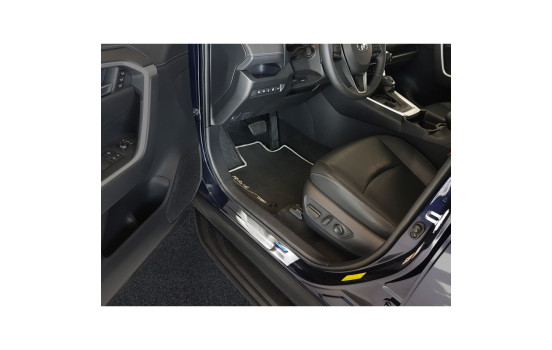 Stainless Steel Door Sill Toyota RAV4 (5th Gen.) 2018- - 'Hybrid' - 4-piece, Image 2