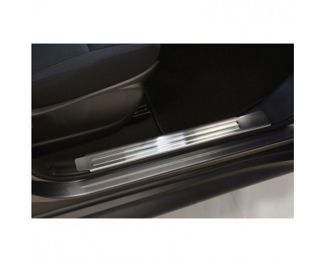 Stainless Steel Door Sills Nissan Juke 2010- - 'Lines' - 2-piece