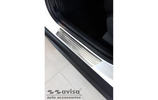 Stainless steel door sills suitable for Citroën C3 Aircross II 2017- 'Lines' - 4-piece