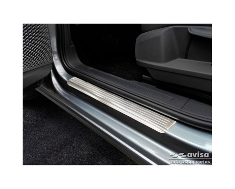 Stainless steel door sills suitable for Volkswagen Caddy V 2020- - 'Lines' - 2-piece, Image 2