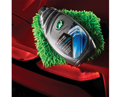 Turtle Wax Hybrid Solutions Ceramic Wash & Wax 1.42L, Image 3