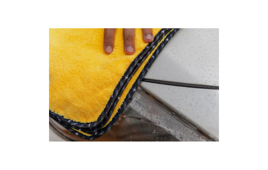 Chemical Guys Miracle Dryer Microfiber Towel - 36x25'', Image 5