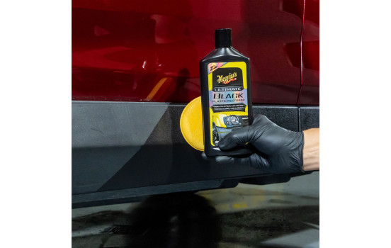 Meguiar's G15816EU Ultimate Black Plastic Restorer 473ml, Image 3