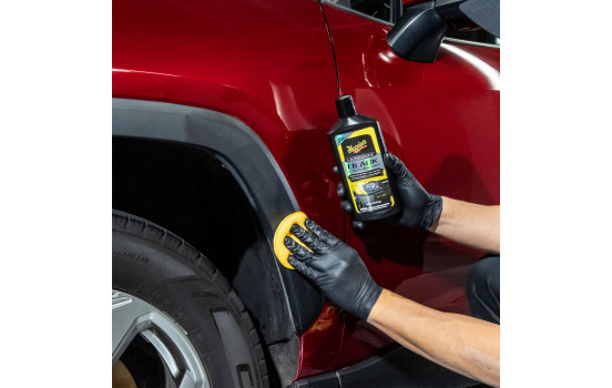 Meguiar's G15816EU Ultimate Black Plastic Restorer 473ml, Image 2
