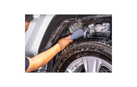 Chemical Guys Wheel Works Wheel & Body Brush, Image 4