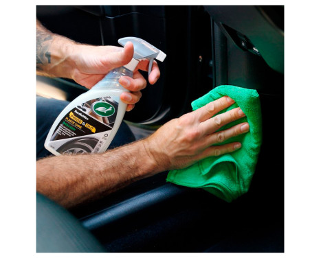 Turtle Wax 54148 Inside & Out Plastic Shine 500ml, Image 3