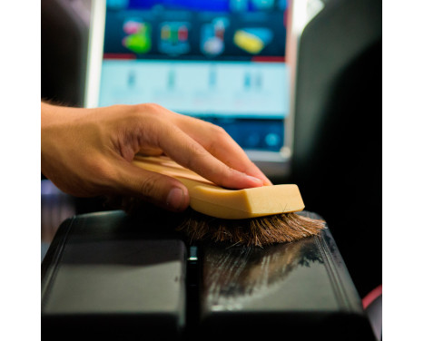 Chemical Guys Long Bristle Synthetic Horse Hair Leather Cleaning Brush, Image 3