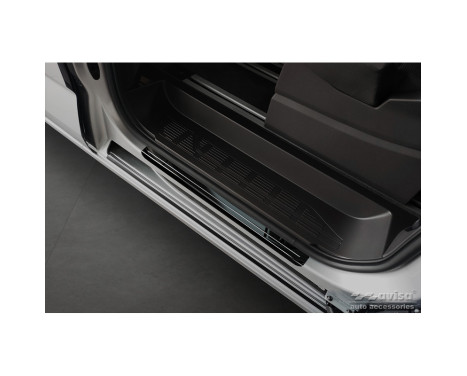 Black glossy stainless steel door sills suitable for Volkswagen Multivan T7 2021- 'Hybrid' - 4 pieces, Image 2