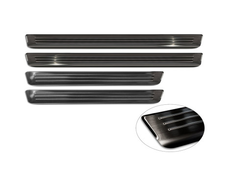 Black stainless steel door sill moldings suitable for Skoda Kodiaq II (PS7) 2024- 'Lines' - 4-piece, Image 5