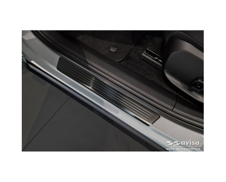 Black stainless steel door sill moldings suitable for Volvo EX30 2023- - 'Lines' - 4-piece, Image 2