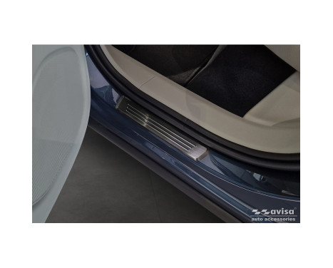 Black stainless steel door sill moldings suitable for Volvo XC60 II 2017-2021 & FL 2021- incl. R-Design - 'Lines, Image 4