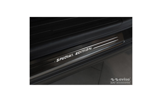Black Stainless Steel Door Sill suitable for Subaru Forester (SK) 2018- - 'Special Edition' - 4-piece, Image 3