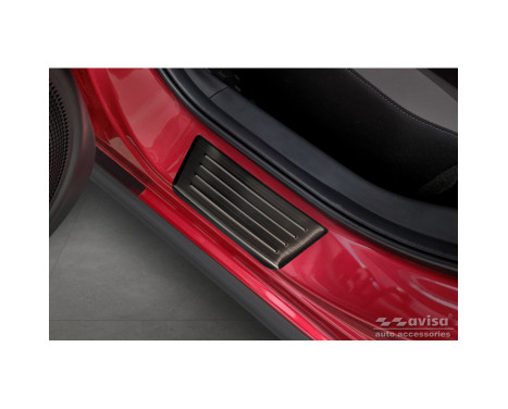 Black stainless steel Door sills suitable for Honda Jazz Crosstar 2020- 'Lines' - 4-piece, Image 4