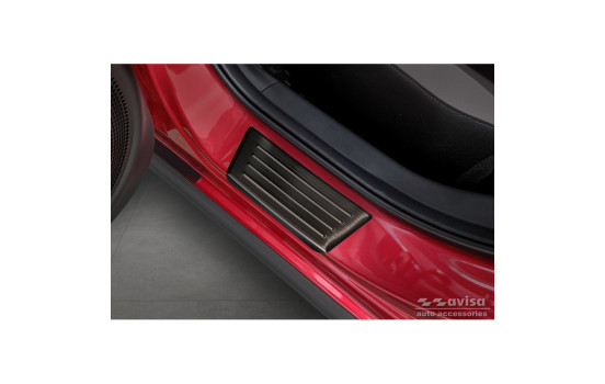 Black stainless steel Door sills suitable for Honda Jazz Crosstar 2020- 'Lines' - 4-piece, Image 4