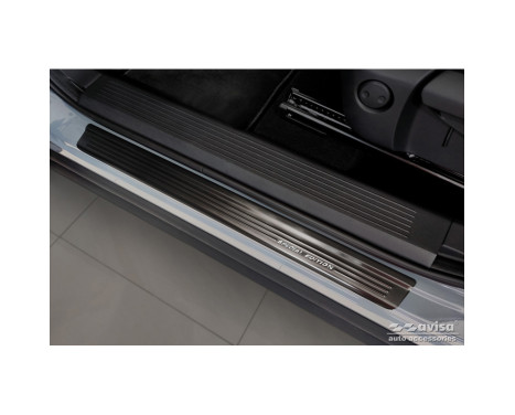 Black stainless steel door sills suitable for Nissan Qashqai III 2021- - 'Special Edition' - 4-piece, Image 2
