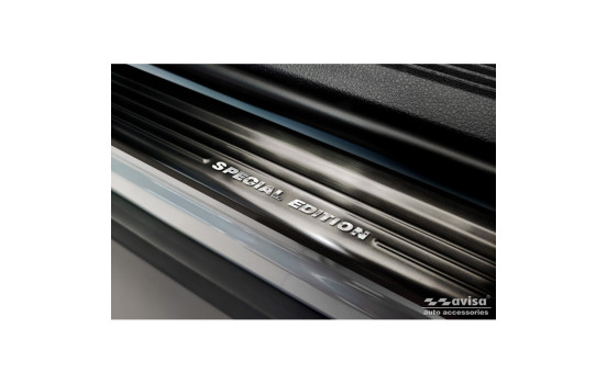 Black stainless steel door sills suitable for Nissan Qashqai III 2021- - 'Special Edition' - 4-piece, Image 3