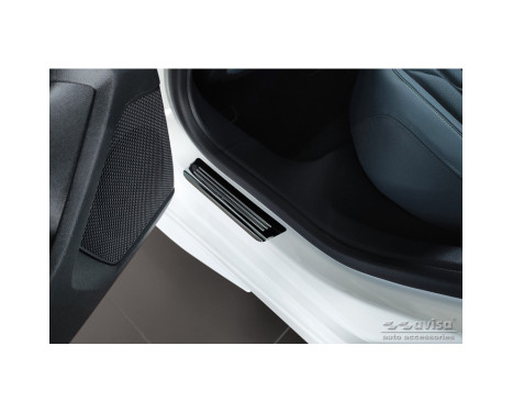 Black stainless steel door sills suitable for Peugeot 308 III 2021- 'Hybrid' - 4-piece, Image 4