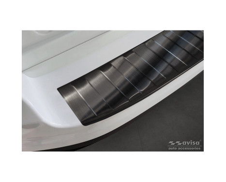 Black Stainless Steel Rear Bumper Protector suitable for Fiat 500L Facelift 2017- 'Ribs', Image 4