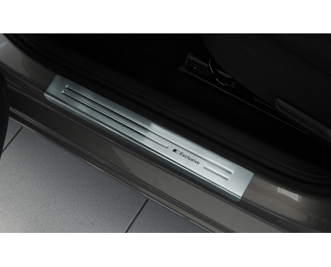 Door sill 'Exclusive' Mitsubishi Outlander 2012- 4-piece