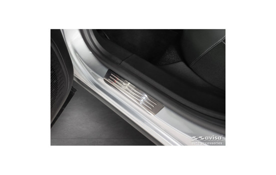 Stainless steel door sill moldings suitable for Citroën C4 III 2020- & C4 X 2022- 'Lines' - 4-piece, Image 4