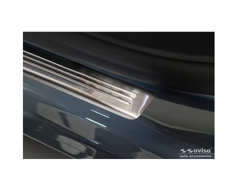 Stainless steel door sill moldings suitable for Opel Corsa F HB incl. e-Corsa 2019-2023 & FL 2023- 'Lines' -, Image 2