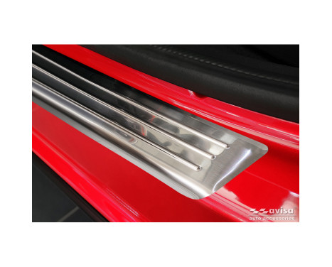 Stainless steel door sill moldings suitable for Renault Arkana 2020- 'Lines' - 4-piece, Image 3