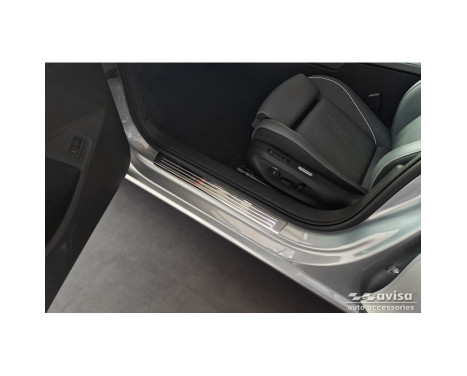 Stainless steel door sill moldings suitable for Volkswagen Passat Variant (CJ5) incl. R-Line & Hybrid 2024- 'Lin
