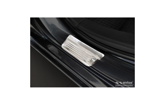 Stainless steel door sill suitable for Honda Civic X HB 5-door 2017- 'Lines' - 4-piece, Image 4