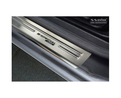 Stainless steel door sills Mercedes Vito & V-Class W447 2014- - 'Special Edition' - 2-piece, Image 3