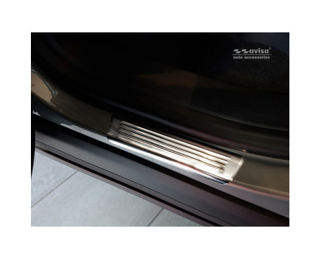 Stainless steel door sills suitable for Ford Kuga III 2019- 'Lines' - 4-piece, Image 2