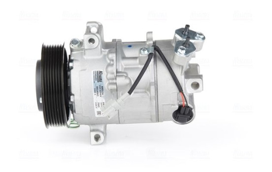 Compressor, air conditioning